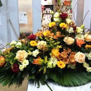 composicion cascada floral